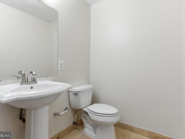 5885 Colorado Avenue NW 208, Washington DC 20011