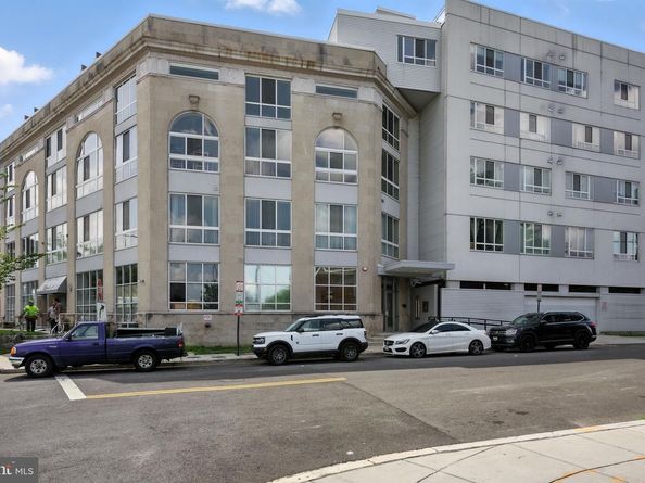 5885 Colorado Avenue NW 208, Washington DC 20011