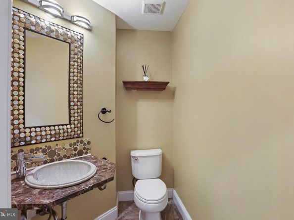 2054 Madrillon Road, Vienna VA 22182