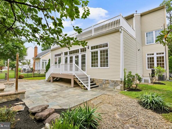 2054 Madrillon Road, Vienna VA 22182