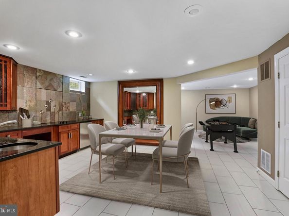 2054 Madrillon Road, Vienna VA 22182