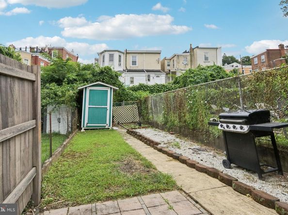 186 Conarroe Street, Philadelphia PA 19127