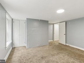186 Conarroe Street, Philadelphia PA 19127
