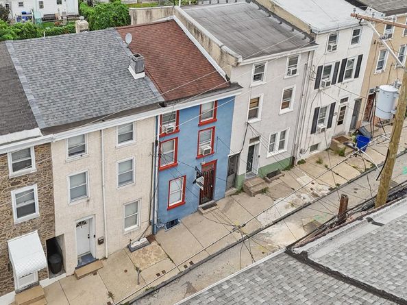 186 Conarroe Street, Philadelphia PA 19127