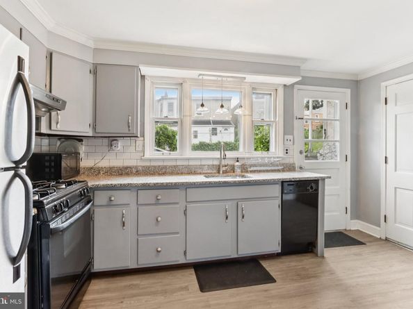 186 Conarroe Street, Philadelphia PA 19127
