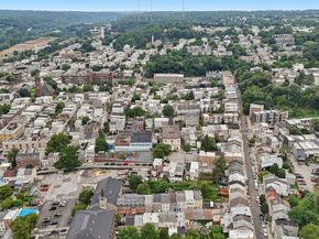 186 Conarroe Street, Philadelphia PA 19127
