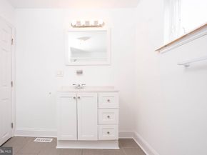 444 Durfor Street, Philadelphia PA 19148