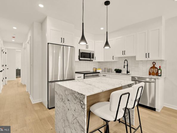 2610 41st Street NW 3, Washington DC 20007