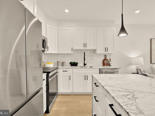 2610 41st Street NW 3, Washington DC 20007