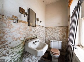 2312 Reed Street, Philadelphia PA 19146