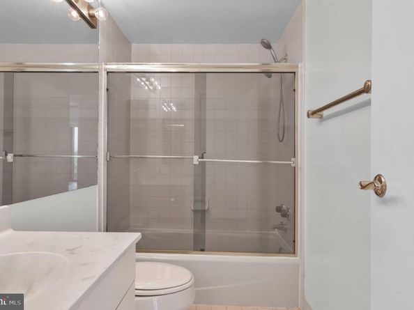 1530 Key Boulevard 715, Arlington VA 22209
