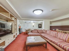 950 25TH Street NW 709N, Washington DC 20037
