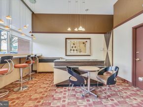 950 25TH Street NW 709N, Washington DC 20037