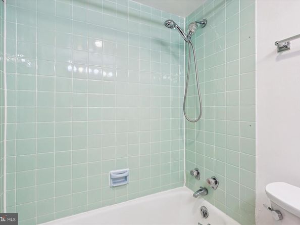950 25TH Street NW 709N, Washington DC 20037