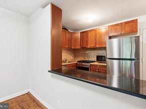 950 25TH Street NW 709N, Washington DC 20037