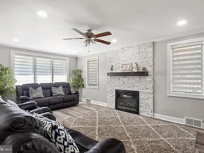 50 Schoolhouse Lane, Broomall PA 19008