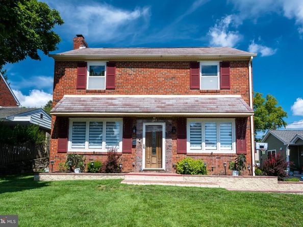 50 Schoolhouse Lane, Broomall PA 19008