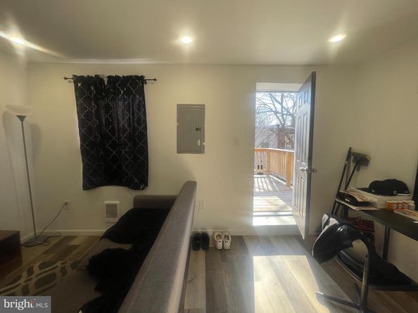 2556 S Robinson Street, Philadelphia PA 19142
