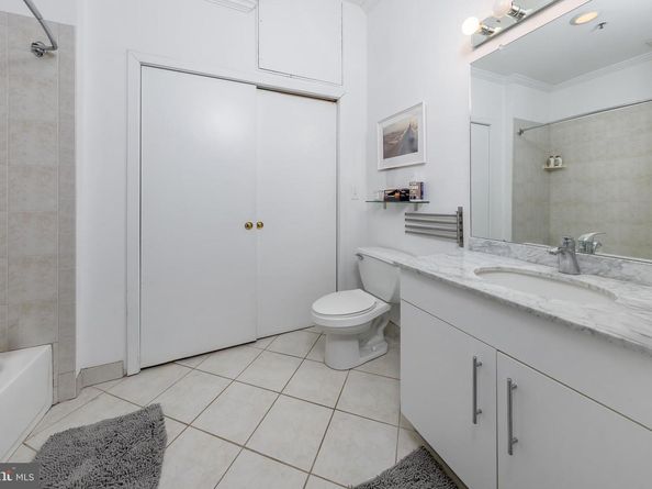 2200 Arch Street 514, Philadelphia PA 19103