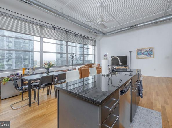 2200 Arch Street 514, Philadelphia PA 19103