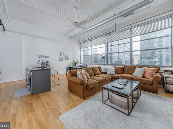 2200 Arch Street 514, Philadelphia PA 19103