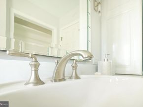 2504 W Meredith Drive, Vienna VA 22181