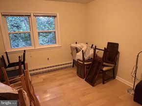 2735 S Grove Street, Arlington VA 22202