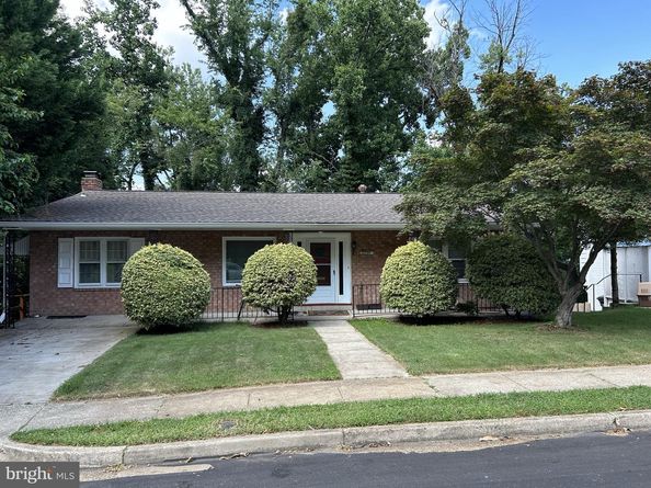 2735 S Grove Street, Arlington VA 22202