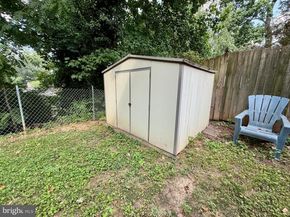 2735 S Grove Street, Arlington VA 22202