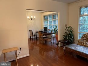 2735 S Grove Street, Arlington VA 22202