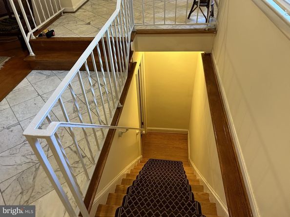2735 S Grove Street, Arlington VA 22202