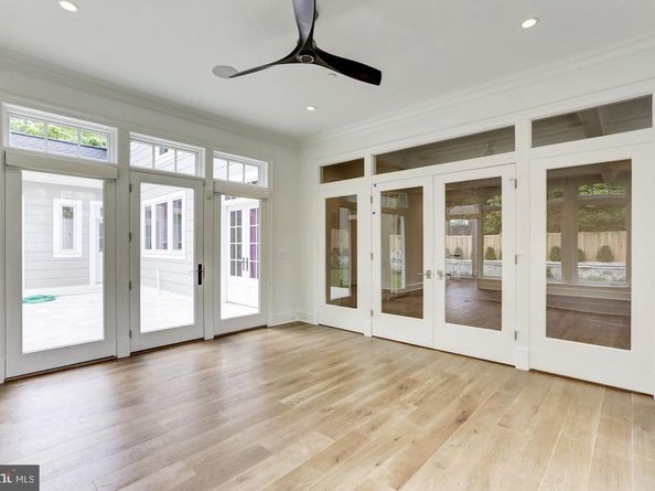 9425 Falls Road, Potomac MD 20854
