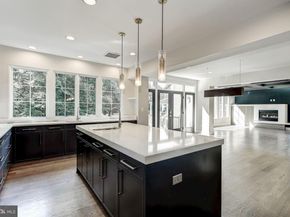9425 Falls Road, Potomac MD 20854