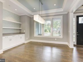9425 Falls Road, Potomac MD 20854