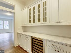 9425 Falls Road, Potomac MD 20854