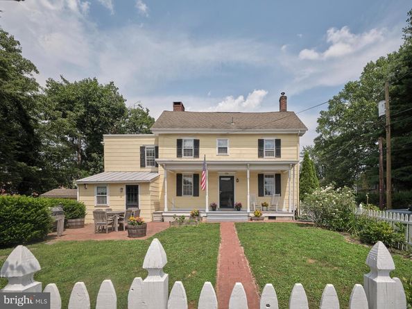 226 Court Street, Newtown PA 18940