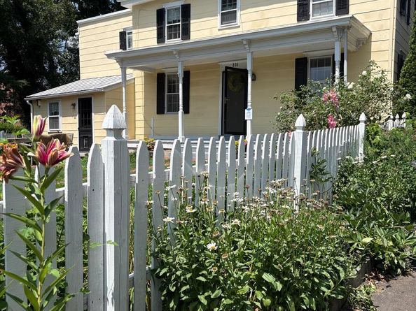 226 Court Street, Newtown PA 18940