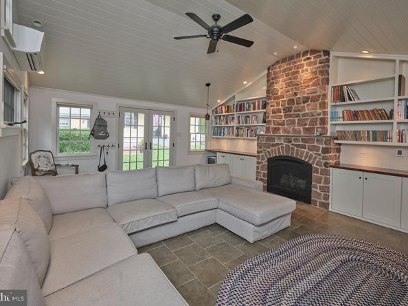 226 Court Street, Newtown PA 18940