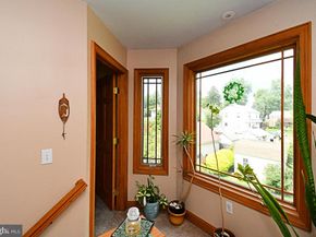605 Crown Street, Willow Grove PA 19090