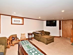 605 Crown Street, Willow Grove PA 19090