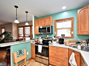 605 Crown Street, Willow Grove PA 19090