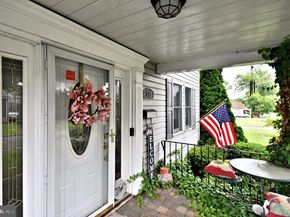605 Crown Street, Willow Grove PA 19090