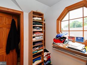 605 Crown Street, Willow Grove PA 19090