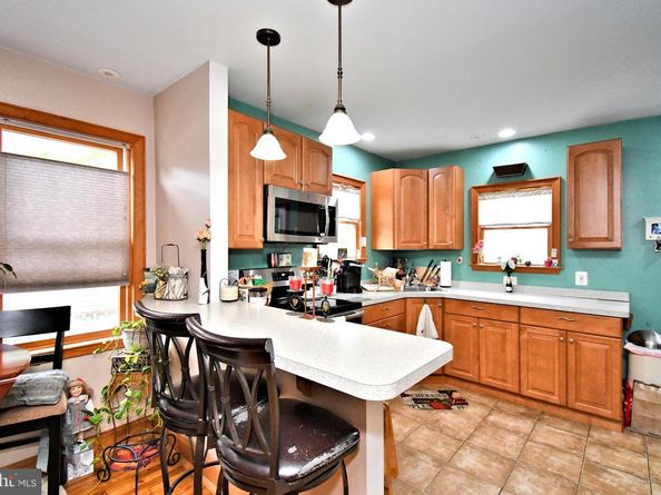 605 Crown Street, Willow Grove PA 19090