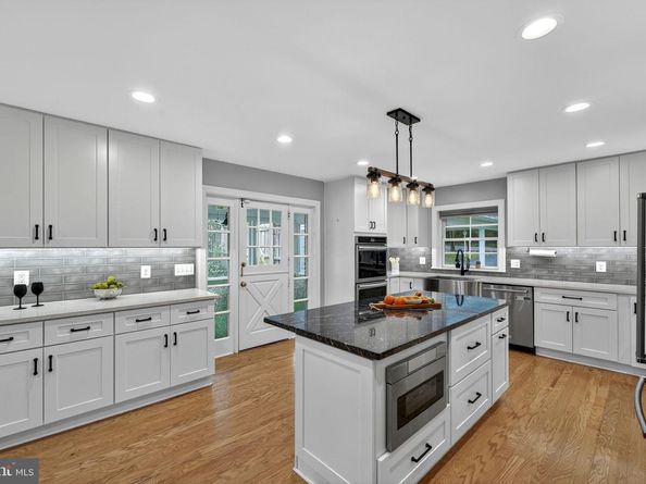 7405 Shenandoah Avenue, Annandale VA 22003