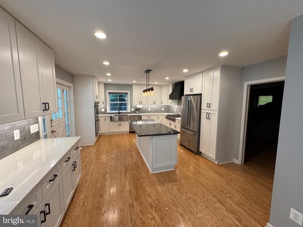 7405 Shenandoah Avenue, Annandale VA 22003