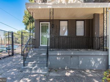 5065 Parrish Street