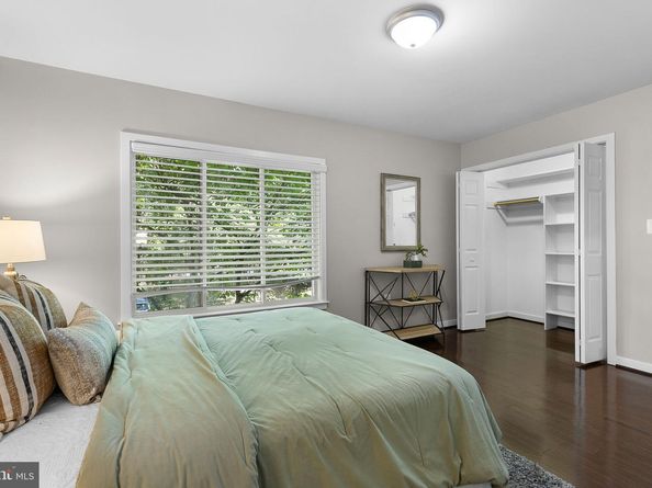 2050 Golf Course Drive, Reston VA 20191