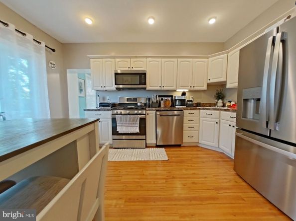331 Powhattan Avenue, Essington PA 19029