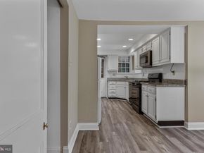 415 City Avenue H2, Merion Station PA 19066